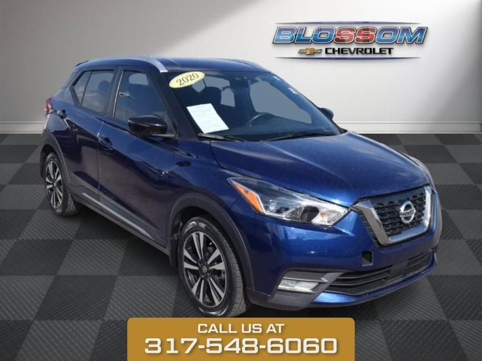 2020 Nissan Kicks SR