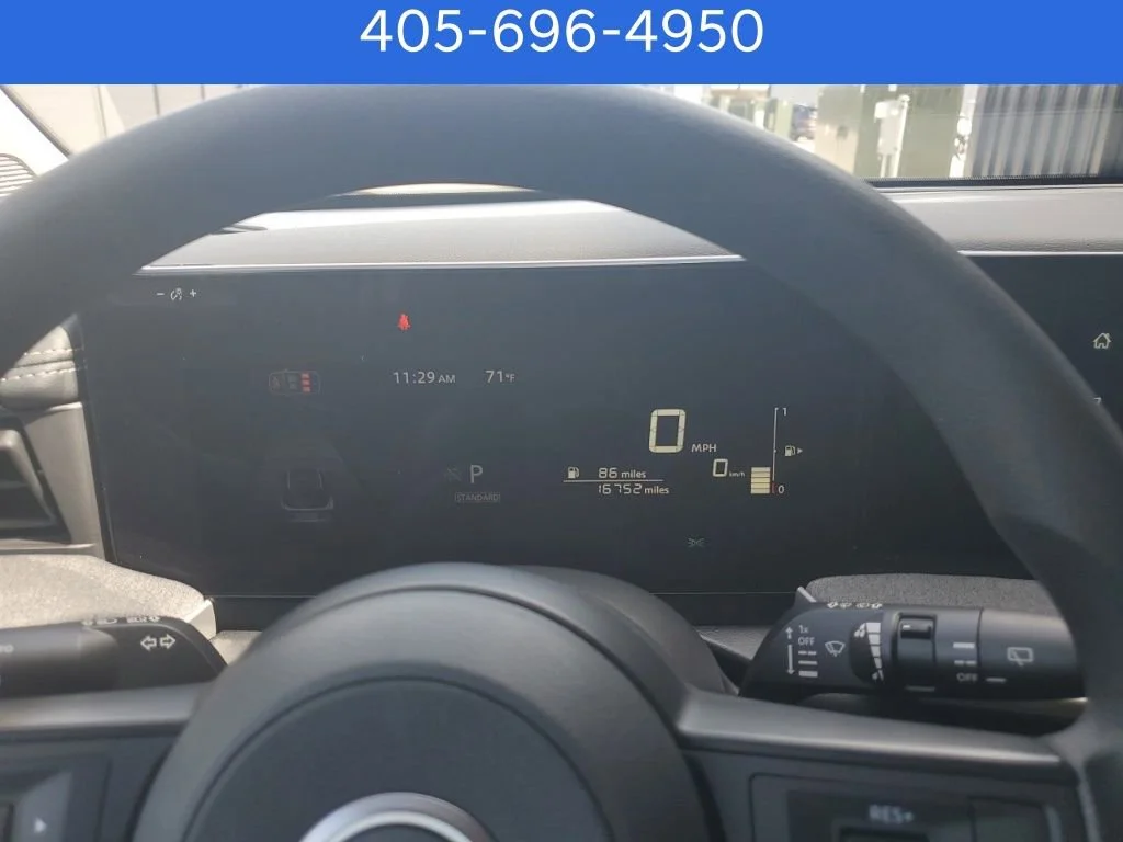 Pre-Owned 2026 Nissan Kicks SV