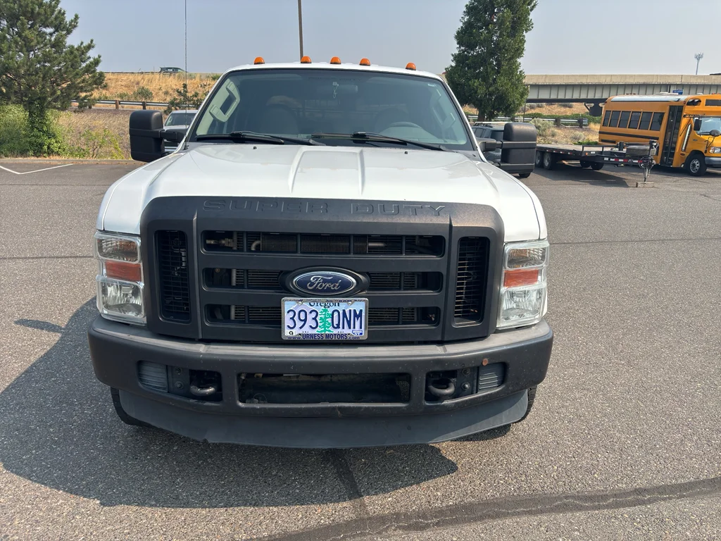 Used 2009 Oxford White Clearcoat Ford XLT image 3