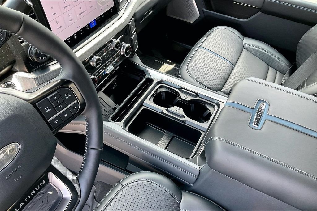 New 2026 Star White Metallic Tri-Coat Ford Platinum image 7