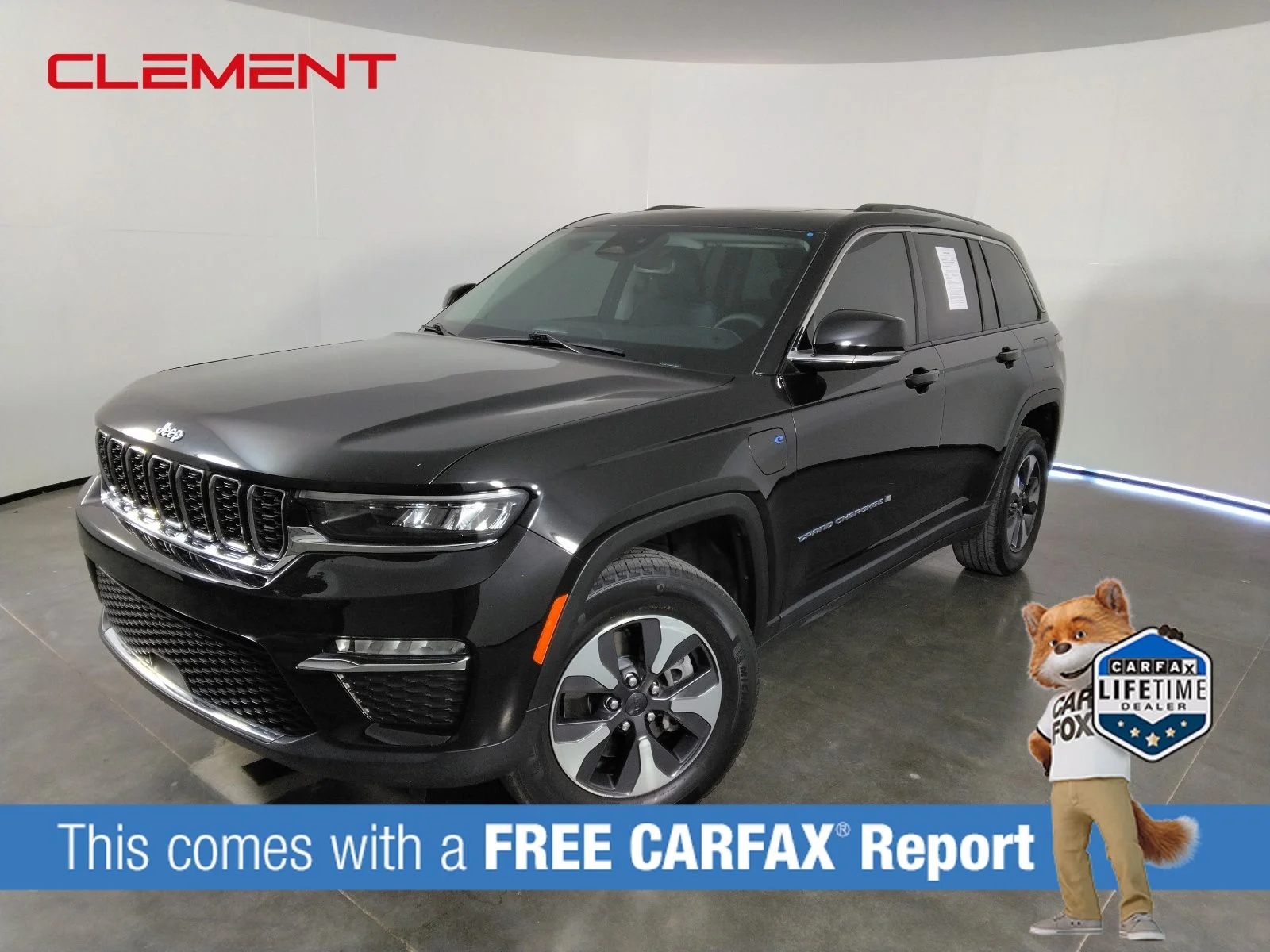 2022 Jeep Grand Cherokee 4xe 4x4's photo