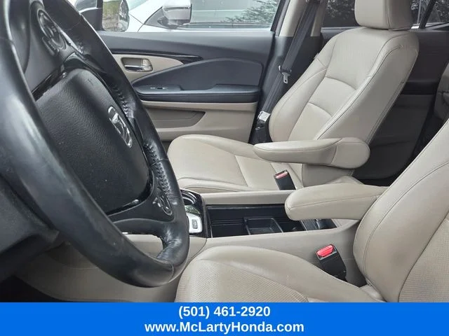 Certified Used 2017 Deep Scarlet Pearl Honda RTL-E image 10