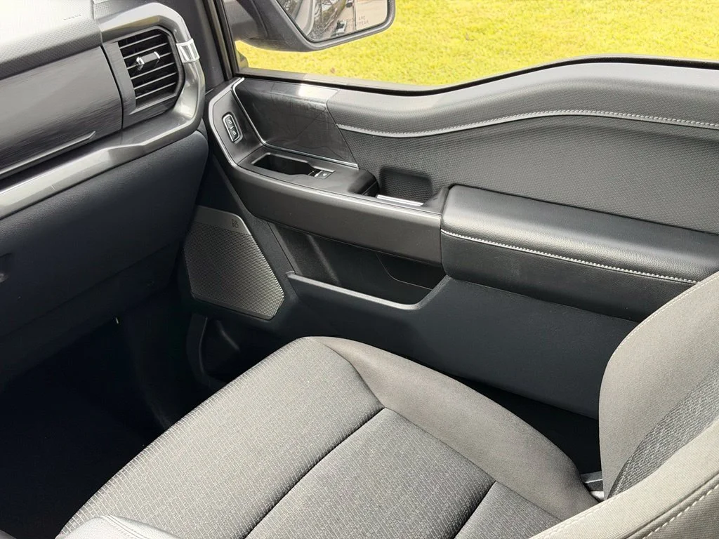 Used 2023 Black Ford XLT image 35