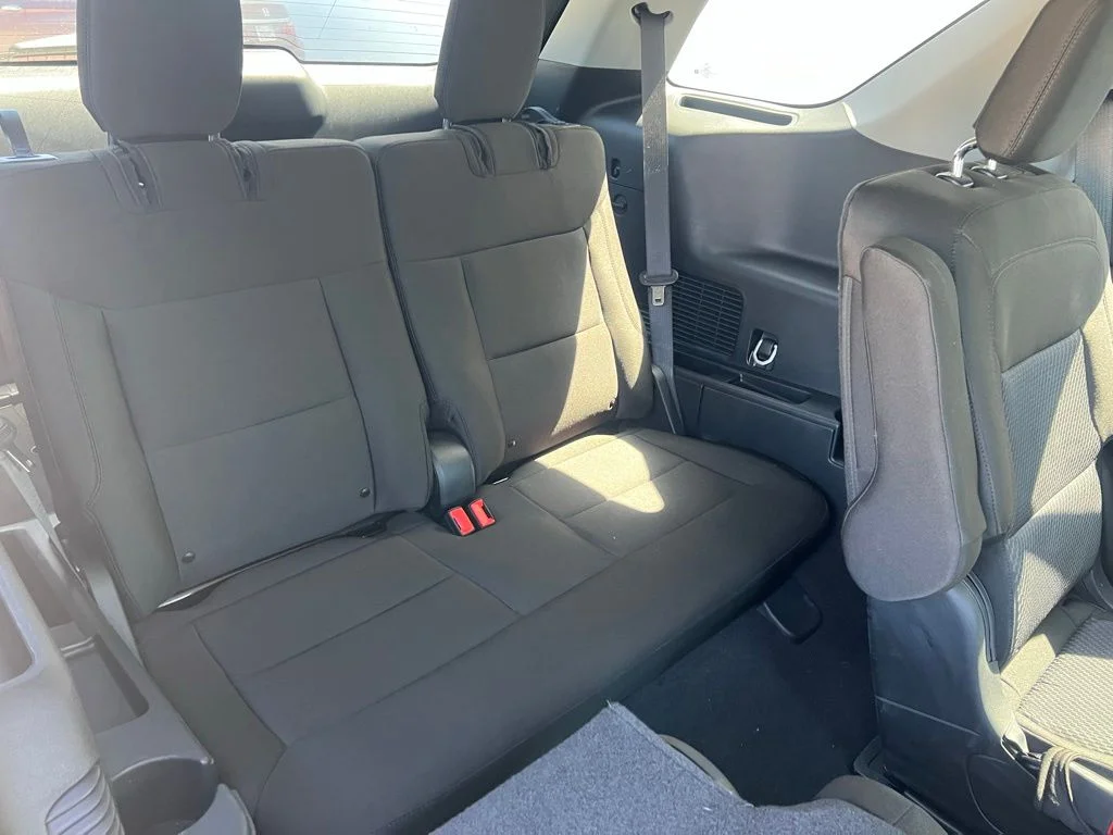 Used 2023 Iconic Silver Metallic Ford XLT image 28