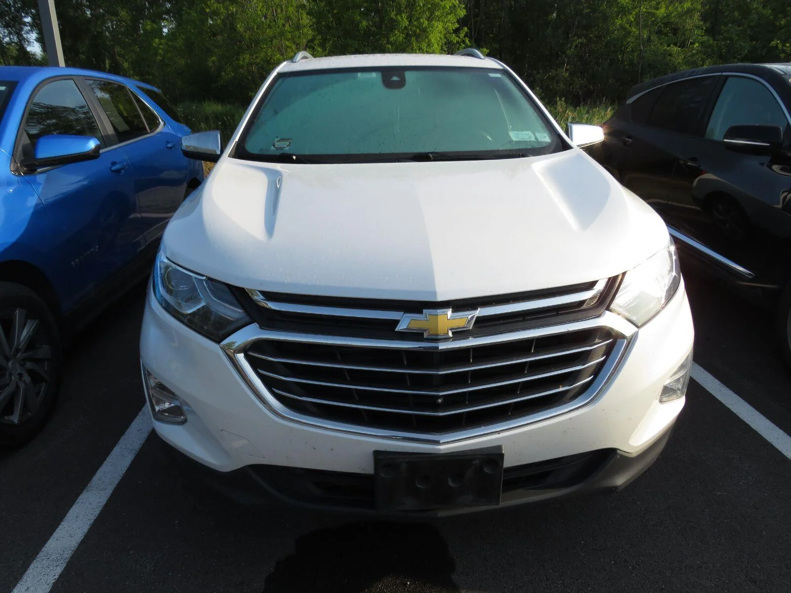 Used 2018 IRIDESCENT PEARL TRICOAT Chevrolet Premier image 5