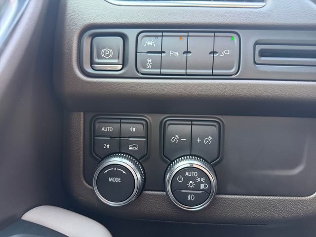 Used 2021 Black GMC SLT image 24