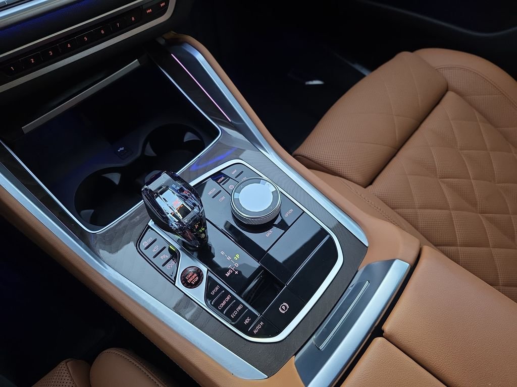 Used 2023 Black BMW M50i image 28