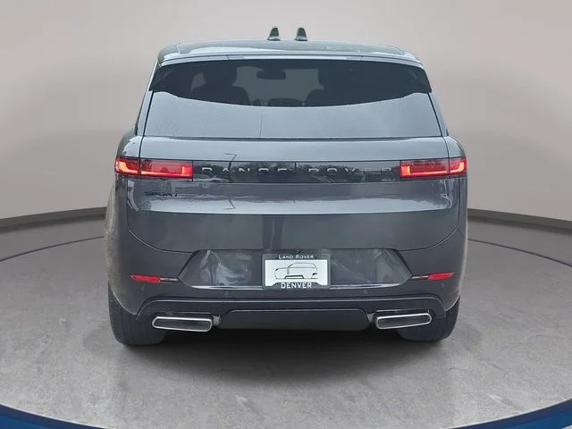 New 2026 Carpathian Grey Land Rover Dynamic SE image 6