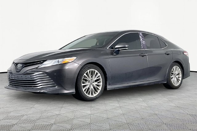 Used 2018 Brown Toyota XLE image 1