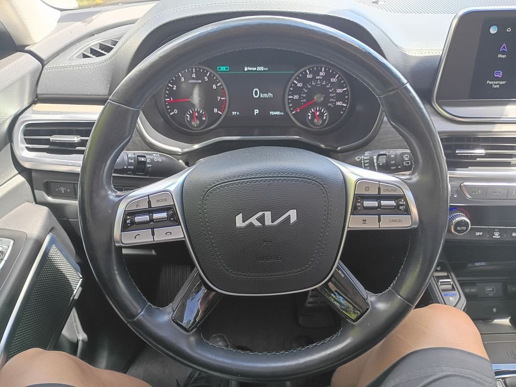 Used 2022  Kia SX image 23