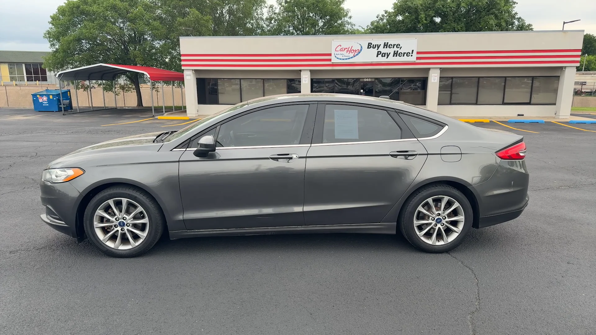 Used 2017 Gray Ford SE image 8
