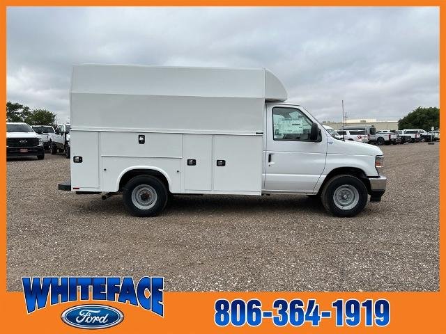 New 2025 Oxford White Ford Base image 48