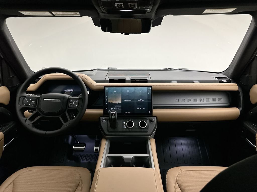 New 2026 Santorini Black Land Rover V8 image 17