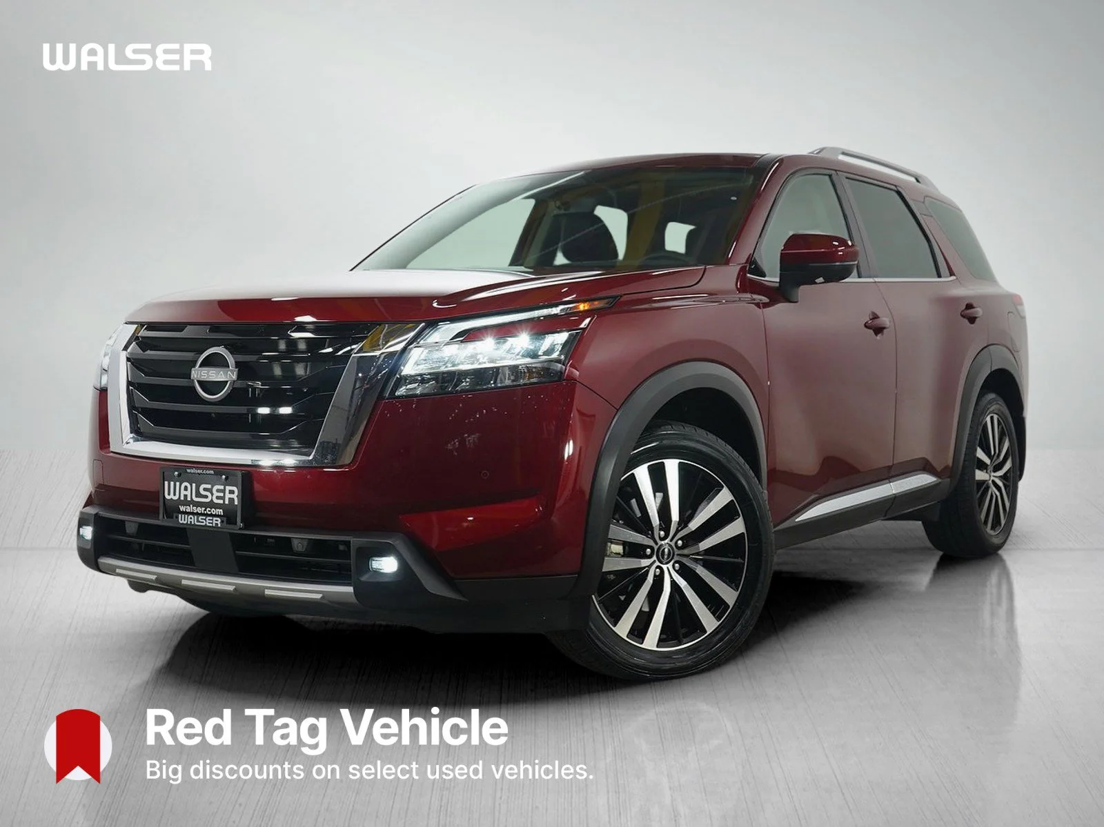 2024 Nissan Pathfinder Platinum 4WD's photo