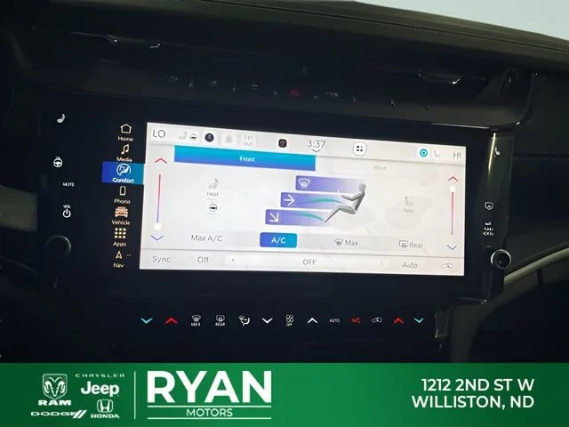 New 2026 White/off-white Jeep Laredo image 18