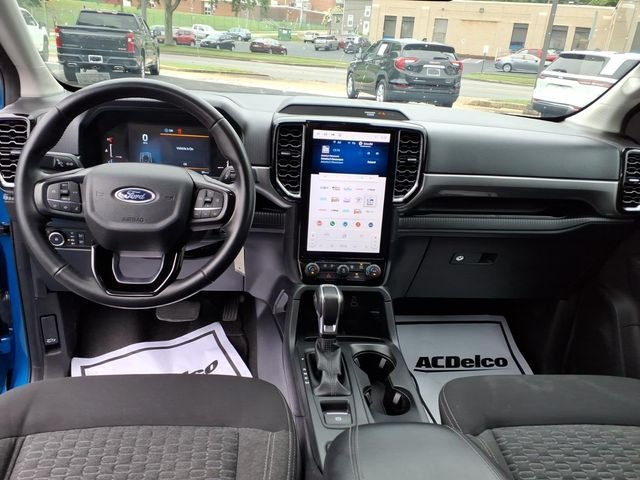 Used 2024 Blue Ford XLT image 14