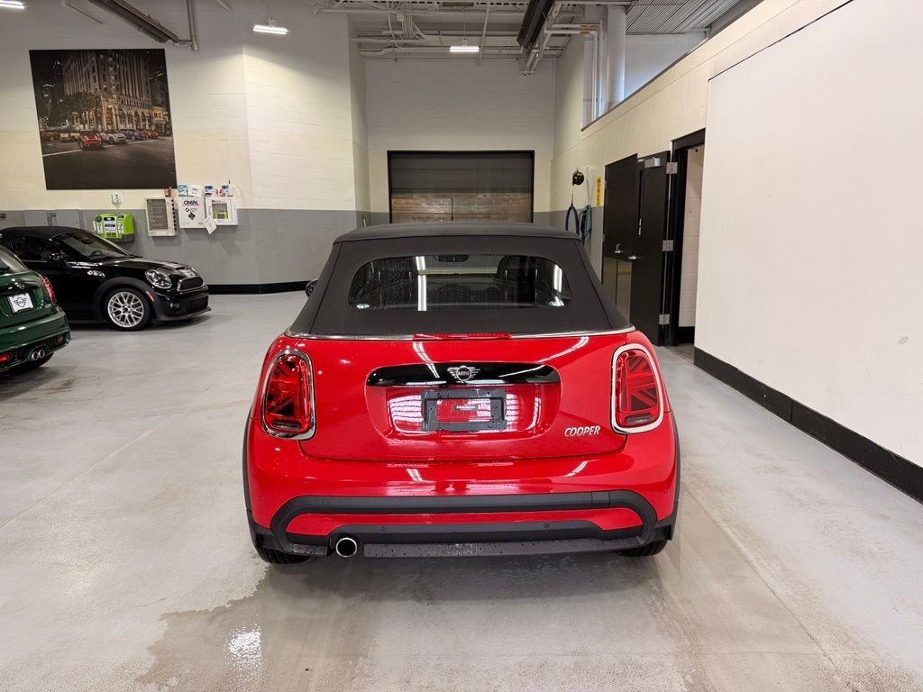 Certified Used 2024 Chili Red MINI  image 4
