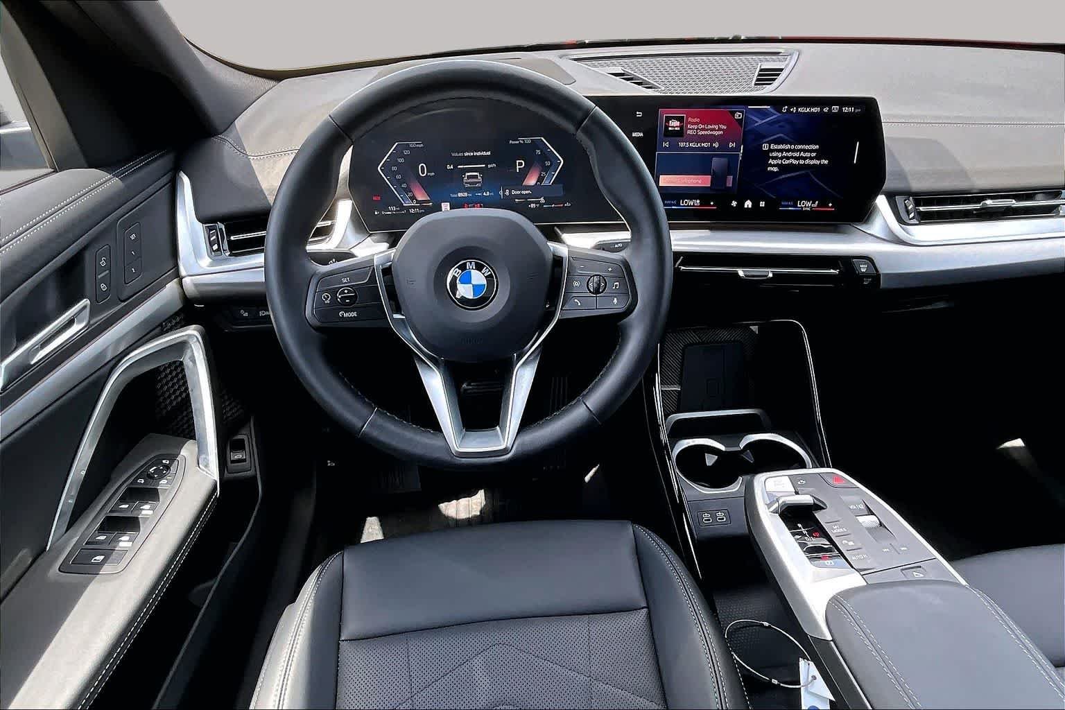 Used 2026 Skyscraper Grey Metallic BMW xDrive28i image 5