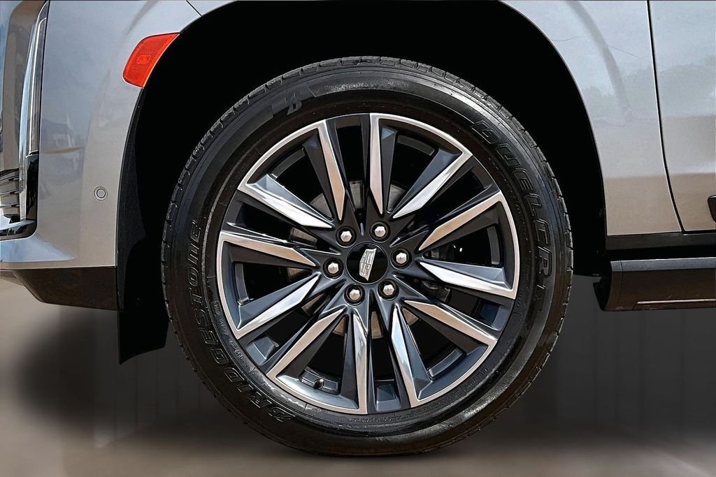 Used 2023 Silver Cadillac Sport image 8