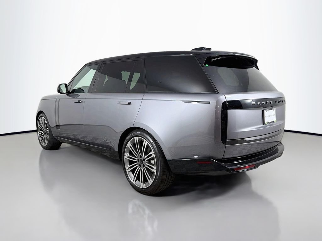 New 2026 Eiger Grey Land Rover SE image 7