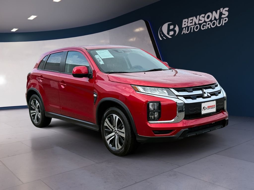 Used 2026  Mitsubishi 2.0 ES image 7