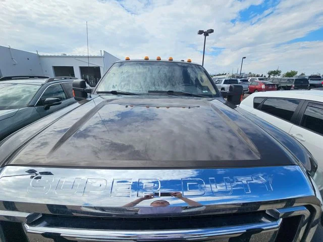 Used 2016 Caribou Metallic Ford Lariat image 3