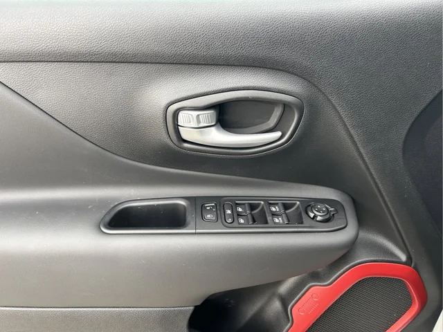 Used 2023 White Jeep Trailhawk image 18