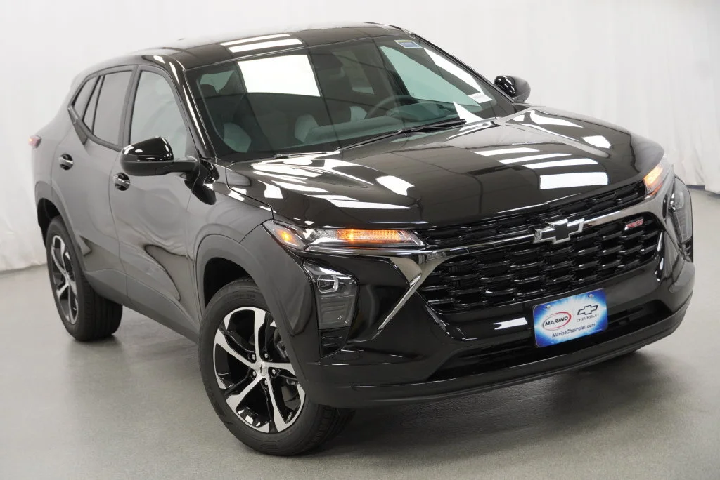 New 2026 Mosaic Black Metallic Chevrolet 1RS image 12