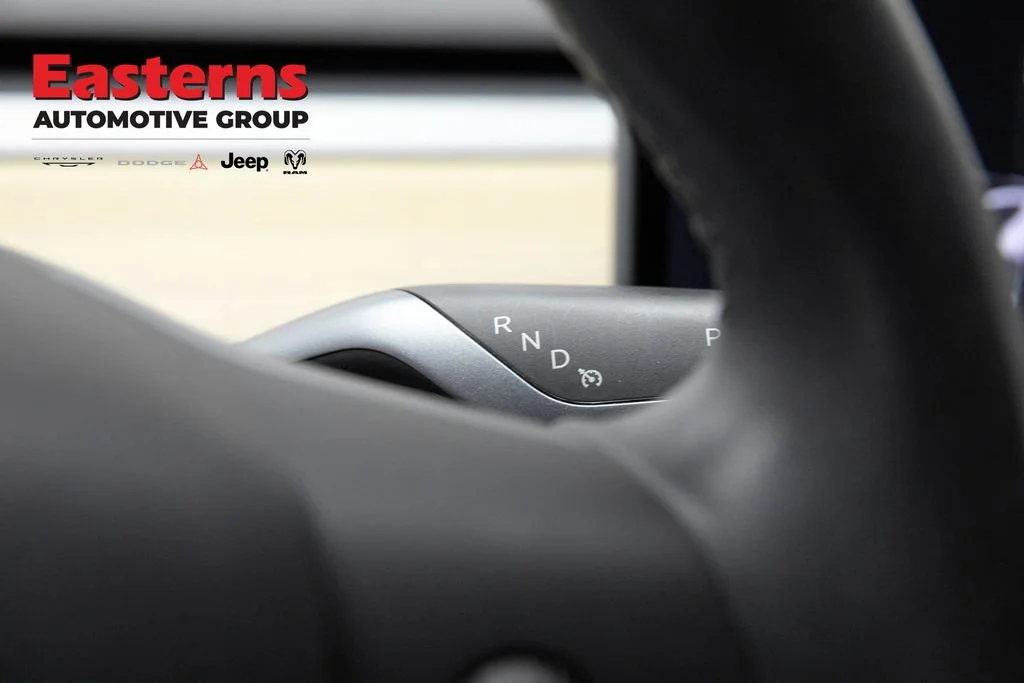 Used 2019 White Tesla Standard Range Plus image 12
