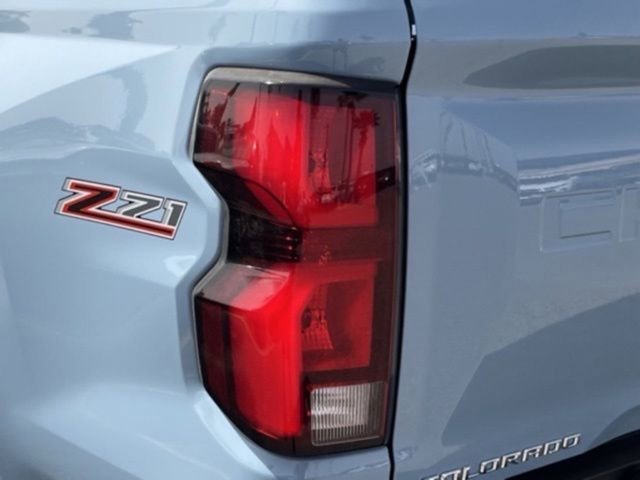 2025 Chevrolet Colorado Z71 - Photo 10
