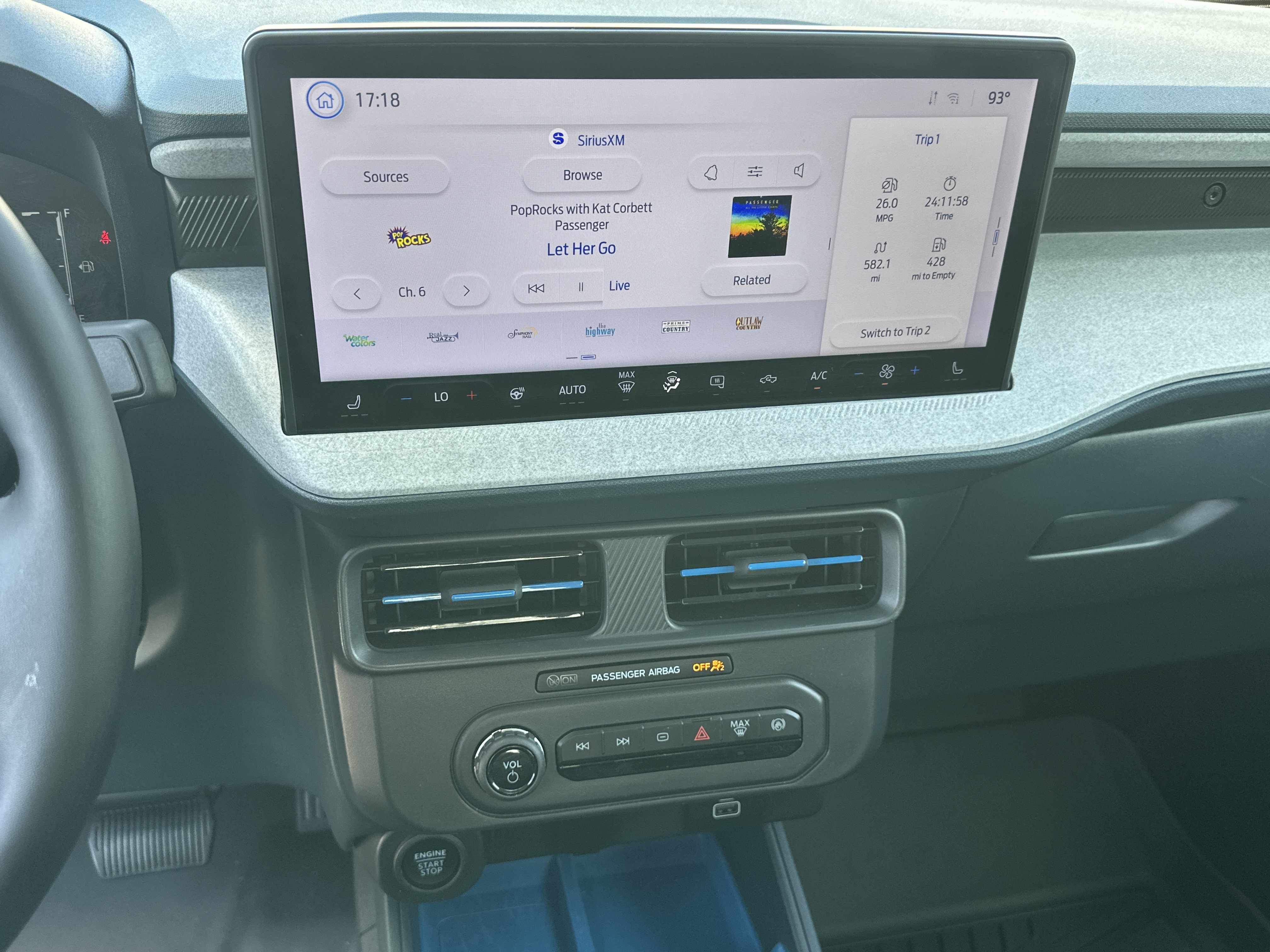 Used 2025 CARBONIZED GRAY Ford XLT image 24