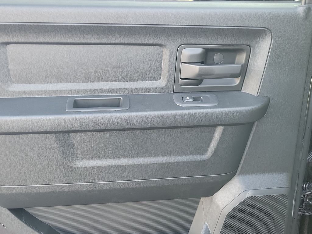 New 2026 Granite Crystal Metallic Clear-Coat Exterior Paint RAM Tradesman image 11