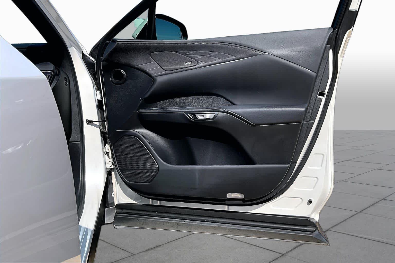 Used 2024 Eminent White Pearl Lexus Luxury image 23