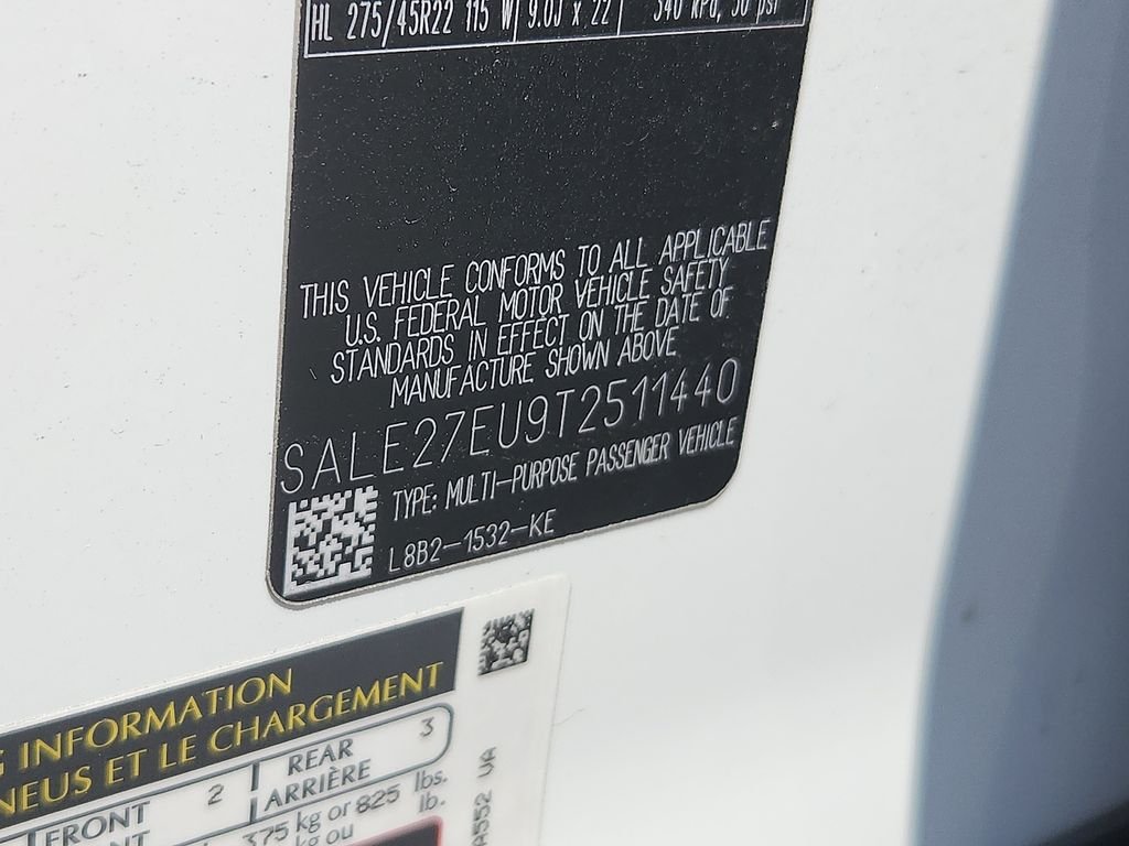 Used 2026 Fuji White Land Rover X-Dynamic SE image 27
