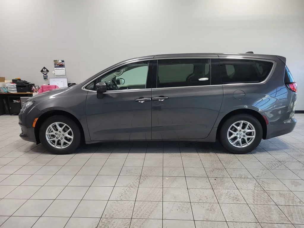 Certified Used 2023 Gray Chrysler LX image 10