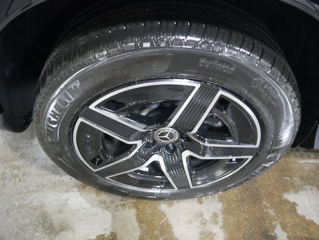 Certified Used 2026 Black Mercedes-Benz GLC 300 image 13