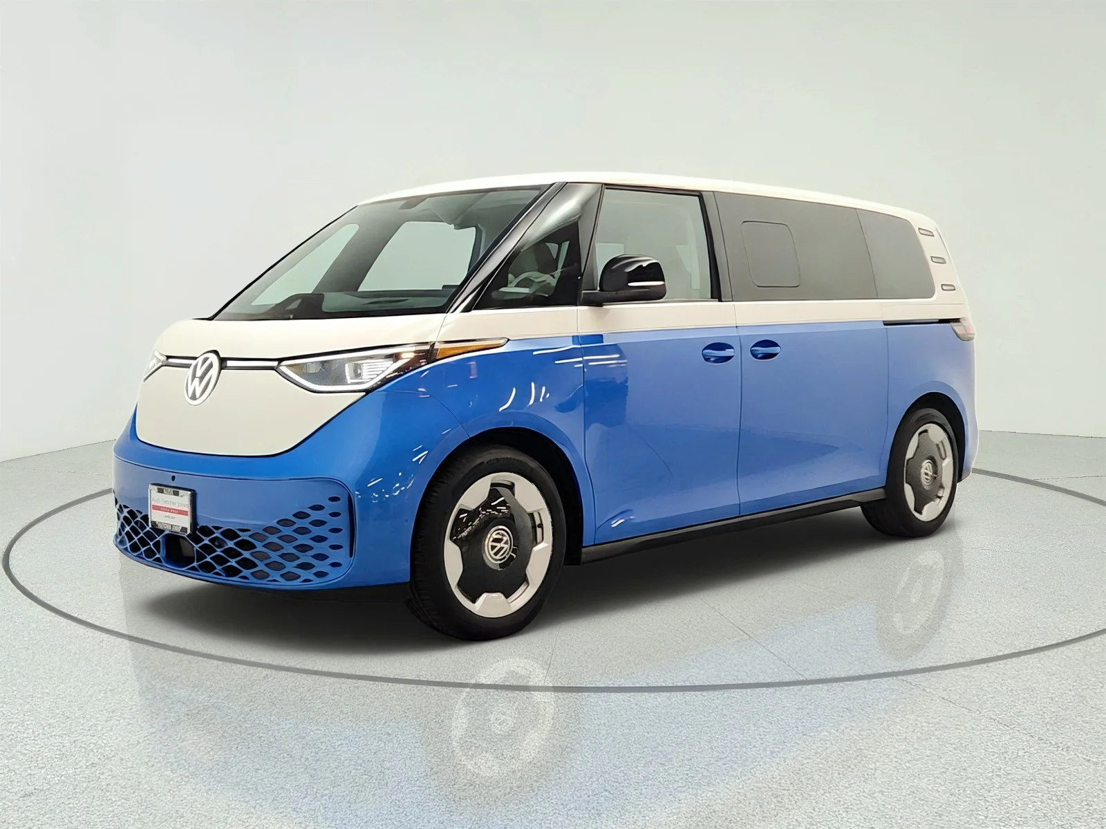 Used 2025 Cabana Blue Volkswagen Pro S Plus 4MOTION w/Two-Tone image 1