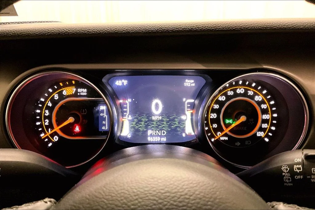 Used 2021 Green Jeep Unlimited Sport S image 13