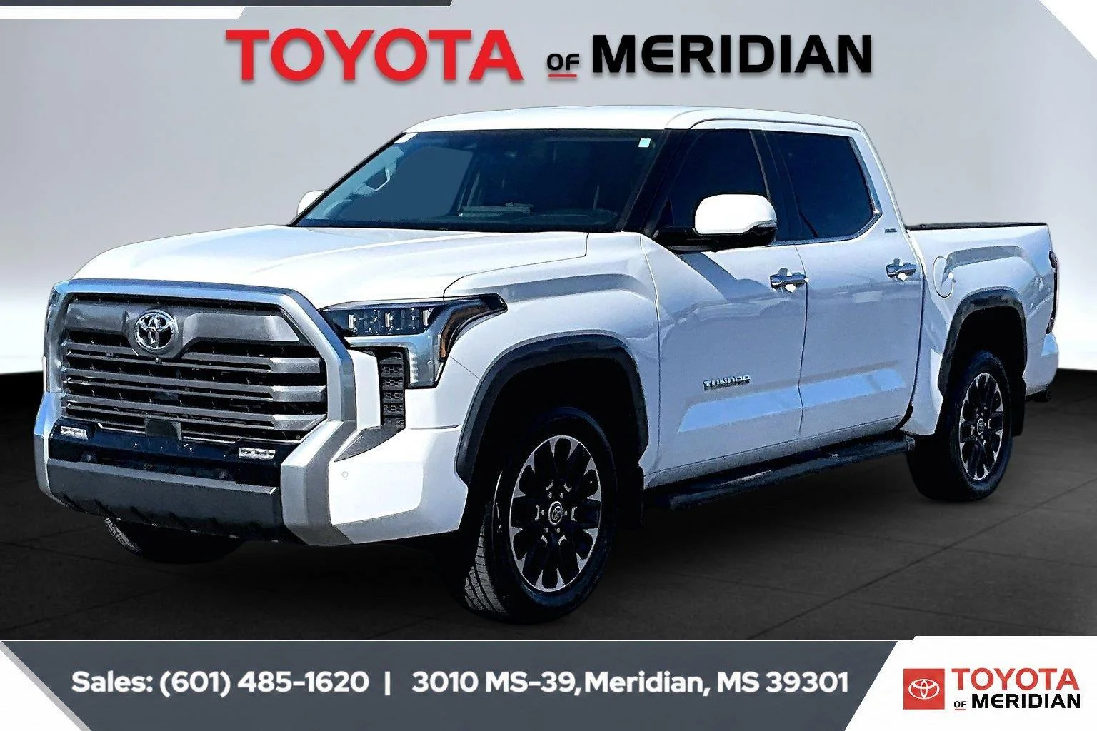 Used 2024 Ice Cap Toyota Limited image 10