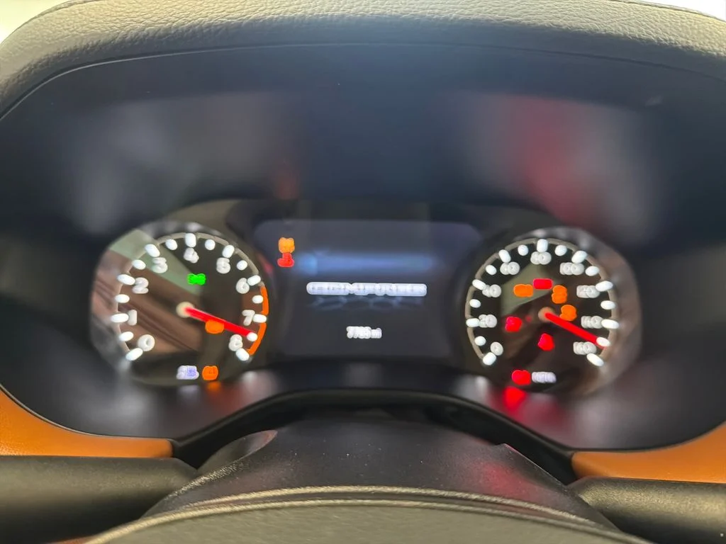 Used 2025 White Jeep Limited image 14