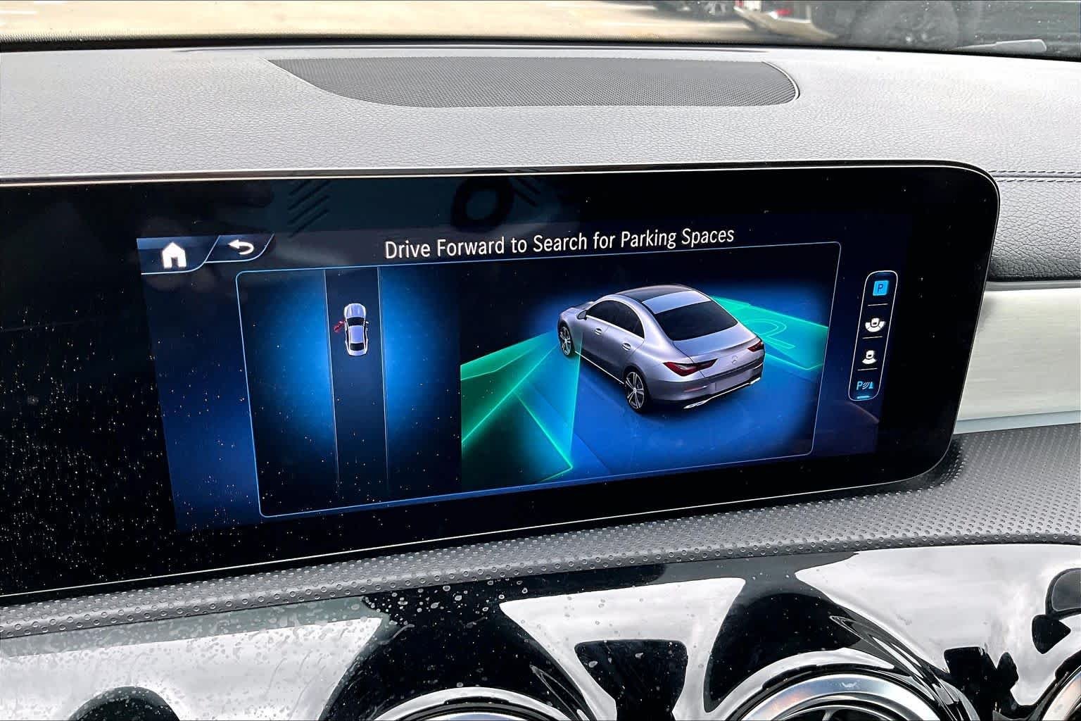 Used 2025 Night Black Mercedes-Benz CLA 250 image 31