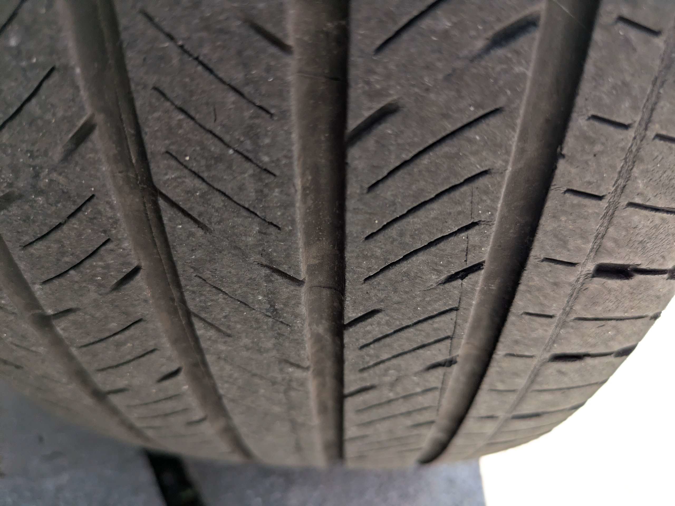 Used 2023 Carbonized Gray Metallic Ford ST-Line image 11