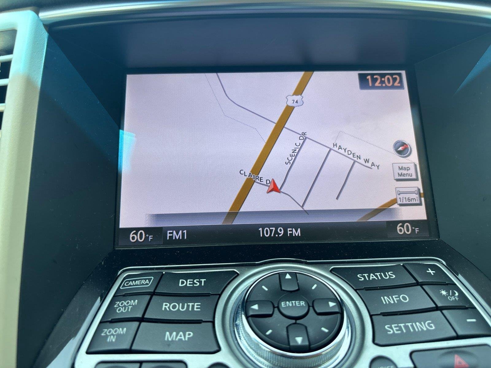 Used 2013 Moonlight White INFINITI Base image 25