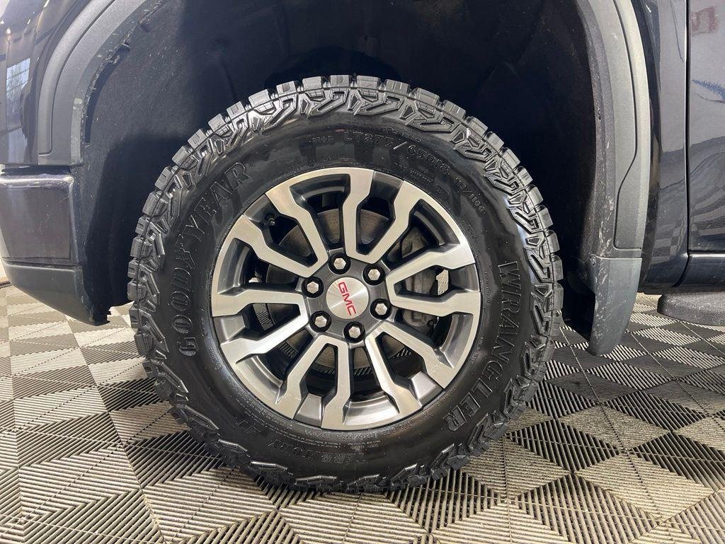 Used 2023 Titanium GMC AT4 image 34