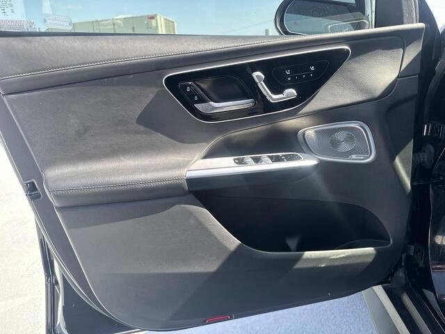 Used 2023 Black Mercedes-Benz GLC 300 image 18