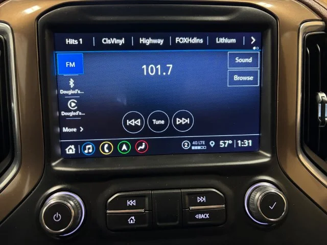 Used 2022 White Chevrolet High Country image 19