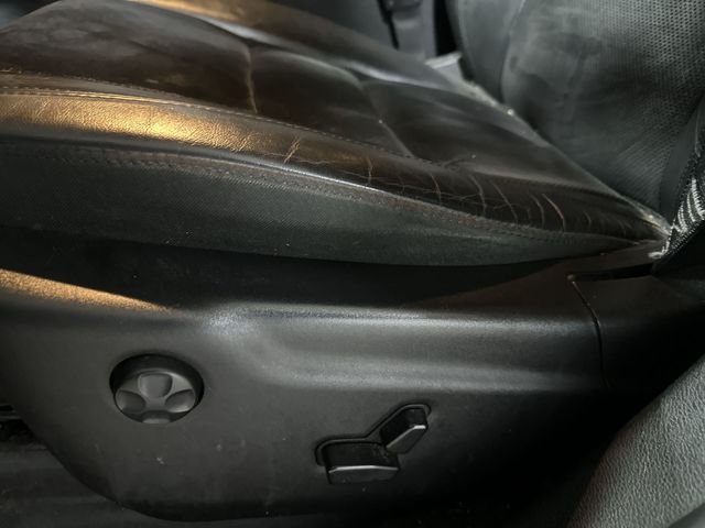 Used 2018 Gray Jeep Altitude image 18