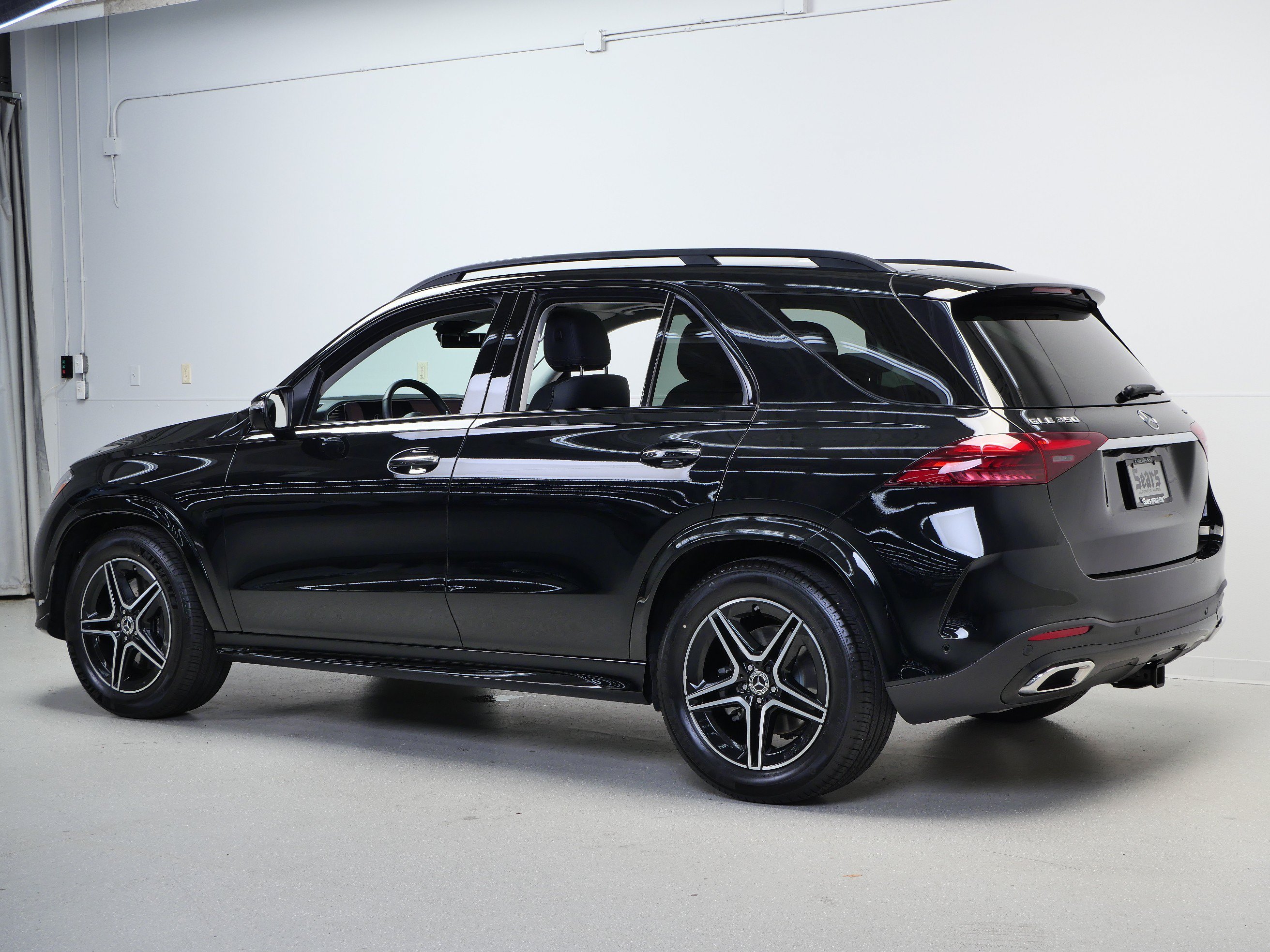 Used 2026 Black Mercedes-Benz GLE 350 image 13