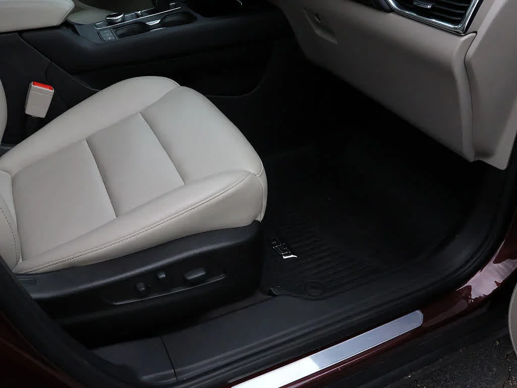 2023 Cadillac XT4 Premium Luxury - Photo 33