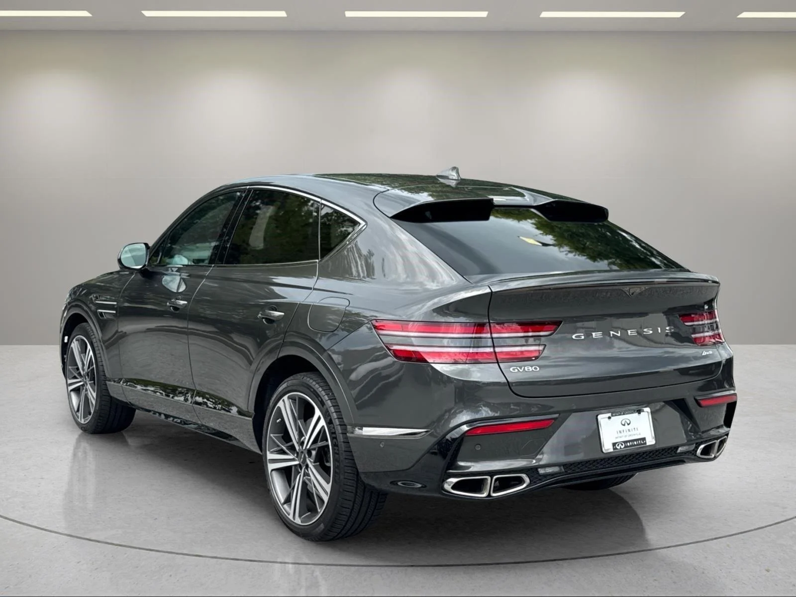 Used 2025 Makalu Gray Genesis 3.5T e-SC image 3